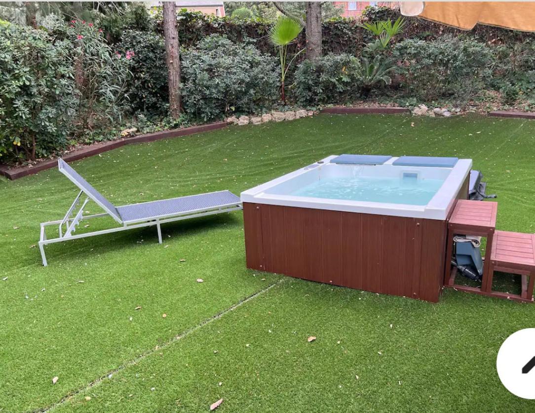 Matadepera Apartamento Abierto Con Patio מראה חיצוני תמונה