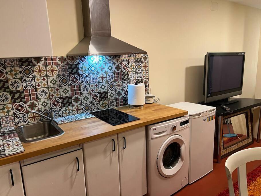 Matadepera Apartamento Abierto Con Patio מראה חיצוני תמונה