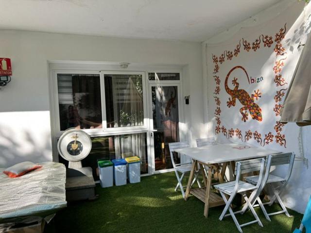 Matadepera Apartamento Abierto Con Patio מראה חיצוני תמונה